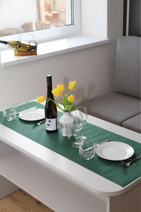 Velovino Apartman Mikulov Extérieur photo